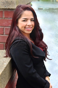 Maria Hernandez ’15