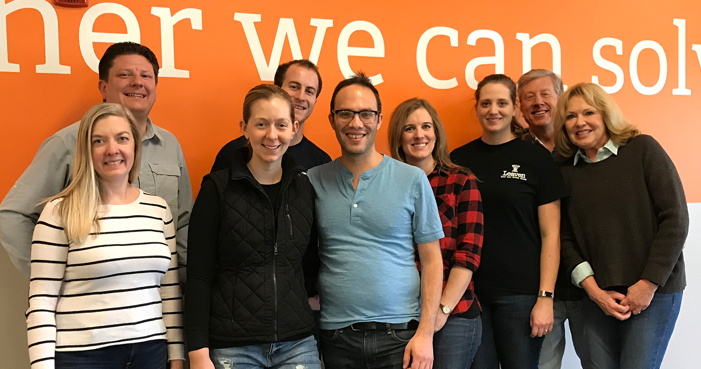 Alumni in Washington, D.C., pose for a photo in Willamette’s Global Day of Service.