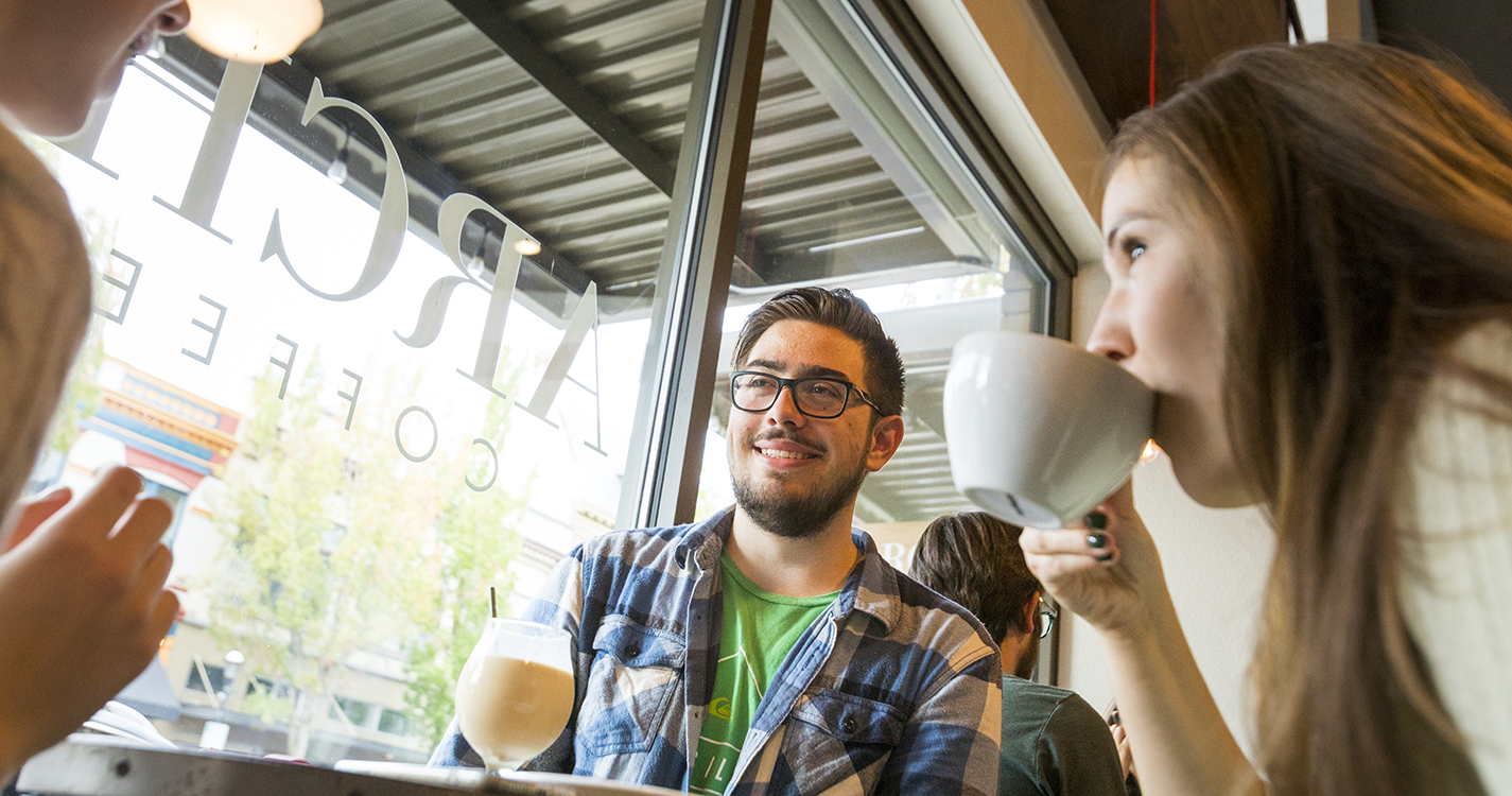 Students at coffee house 