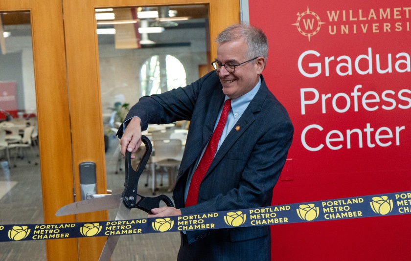 President Steve Thorsett Cuts the Ribbon at the Graduate and Professional Center