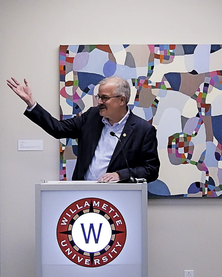 President Thorsett speaks at the Career Center opening