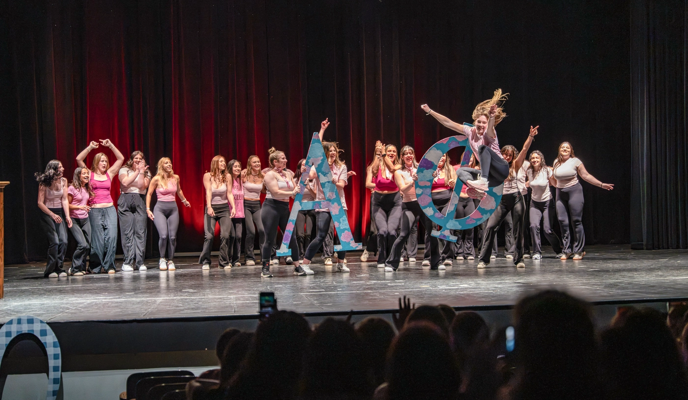 FSL dancers