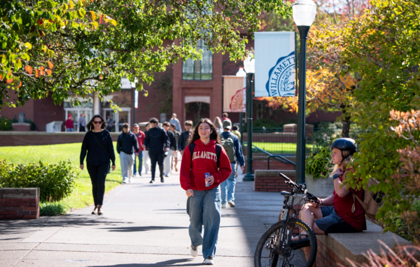 Students walking on the Salem campus
