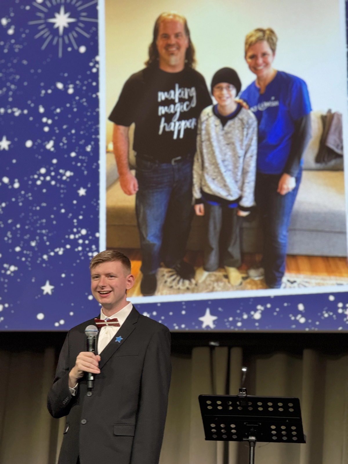 Childers speaking at a gala